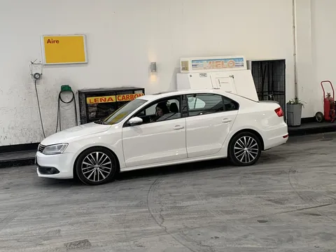 Volkswagen Vento 2011 2.5