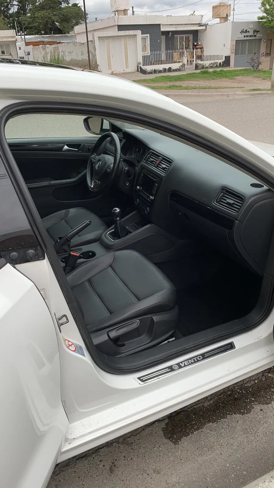 Volkswagen Vento 2011, foto 2 de 3