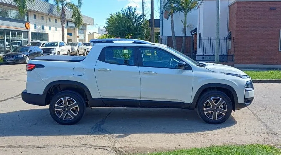 Fiat Toro 2024, foto 1 de 3